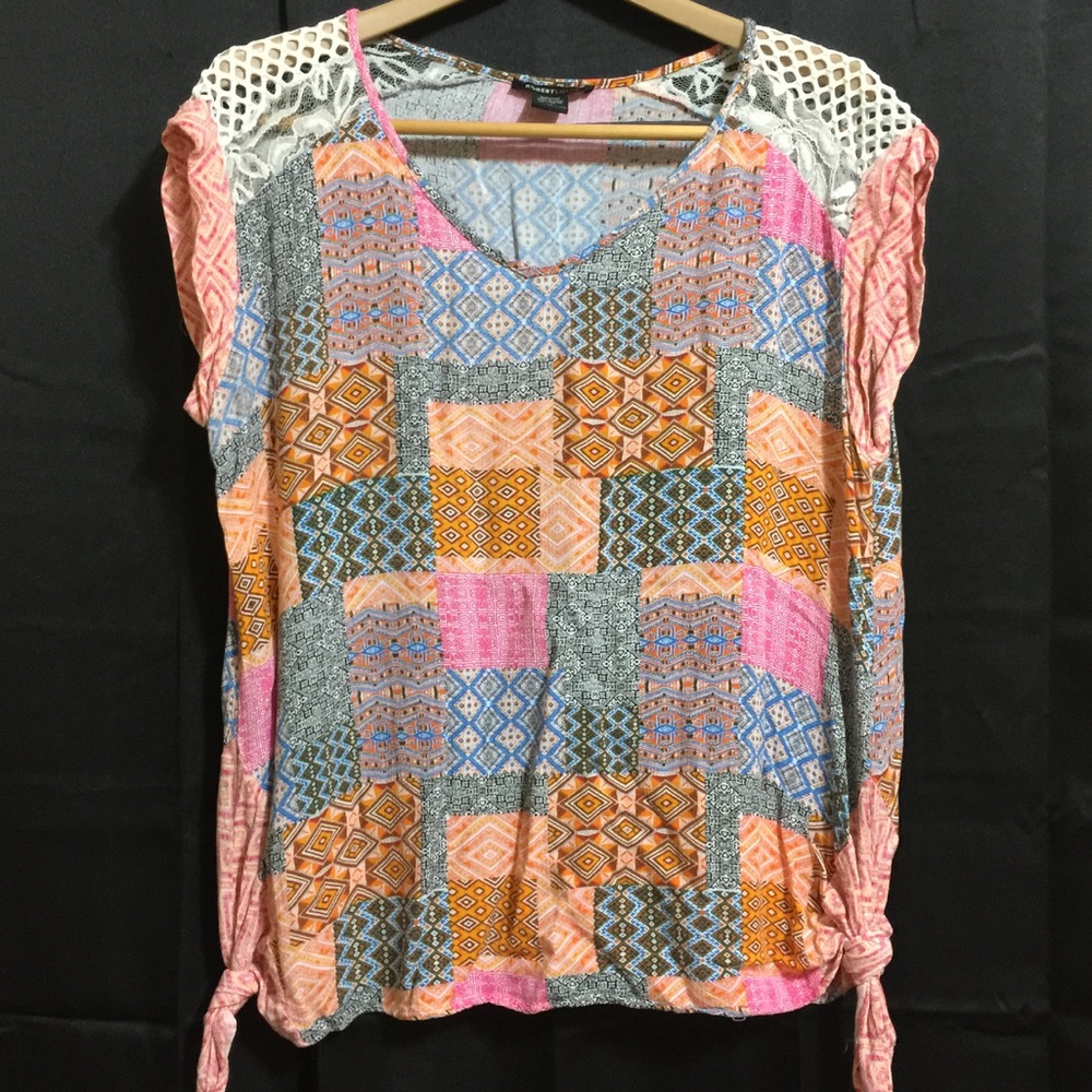 Women's M lightweight Patchwork Top